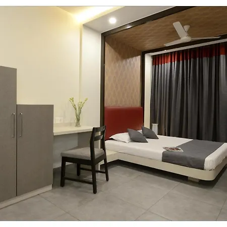 Hotel Rajmahal-3